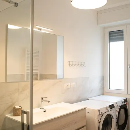 Piazza Xx Settembre - Feel The Centre